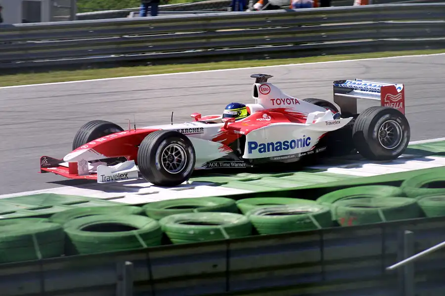 059 | 2003 | Spielberg | Toyota TF103 | Christiano Da Matta | © carsten riede fotografie