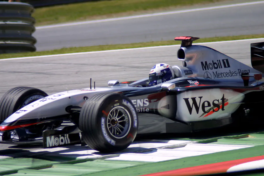 033 | 2003 | Spielberg | McLaren-Mercedes Benz MP4-17D | David Coulthard | © carsten riede fotografie