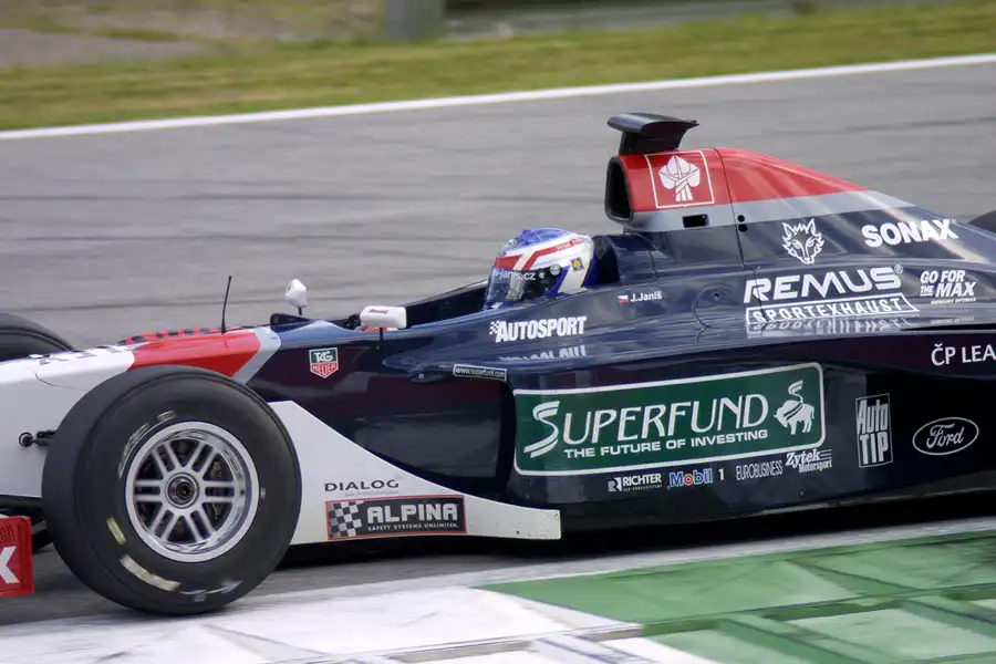 013 | 2003 | Spielberg | Lola-Zytek B2/50 | Jaroslav Janis | © carsten riede fotografie