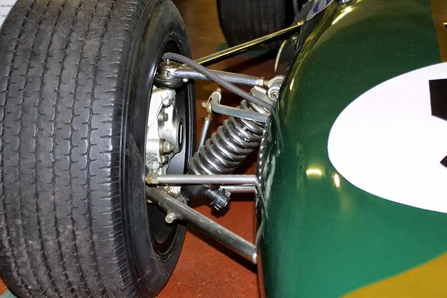 098 | 2003 | Donington | Grand Prix Collection | Brabham-Repco BT20 (1966-1969) | © carsten riede fotografie