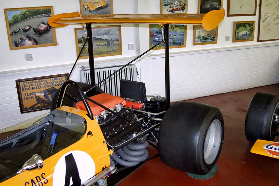 299 | 2003 | Donington | Grand Prix Collection | McLaren-Ford Cosworth M7C (1969-1971) | © carsten riede fotografie