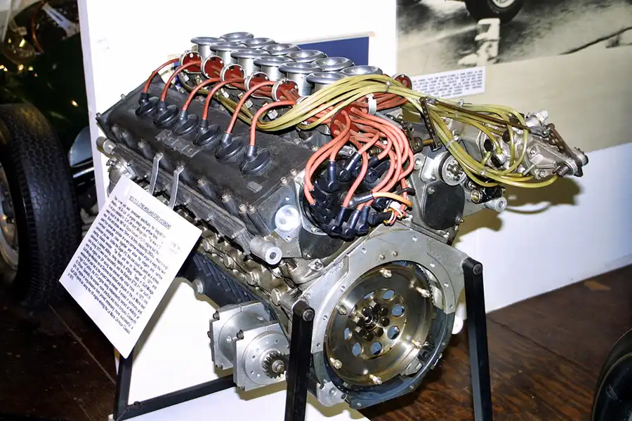 385 | 2003 | Donington | Grand Prix Collection | Weslake 58 V12 Motor (1966-1968) | © carsten riede fotografie