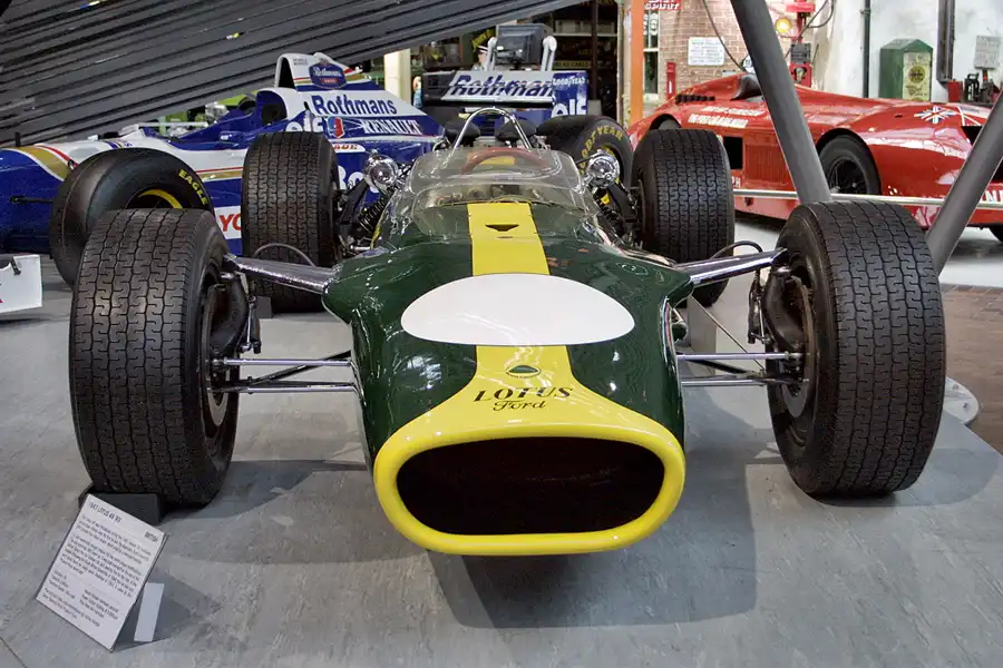 118 | 2003 | Beaulieu | The National Motor Museum | Lotus-Ford Cosworth 49-R3 (1967) | © carsten riede fotografie