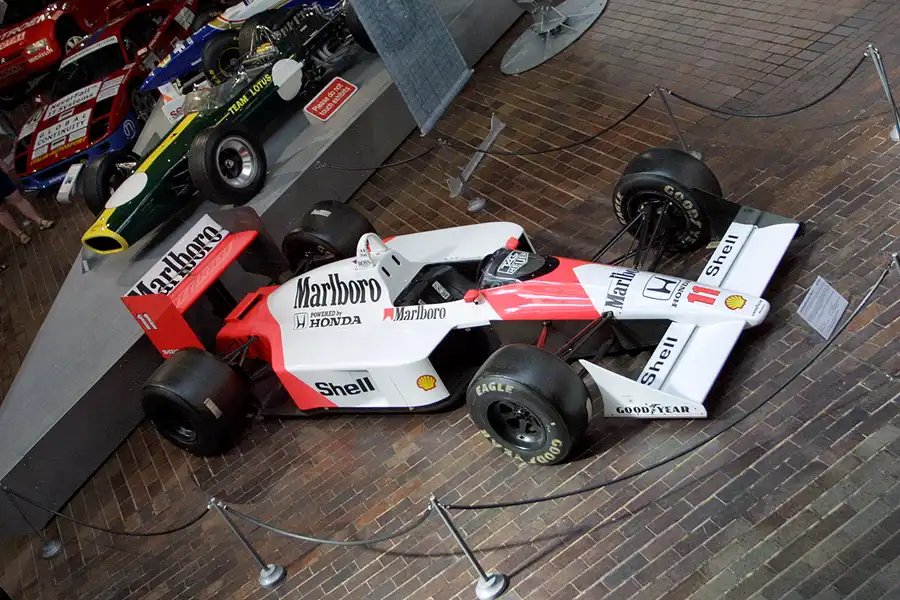 152 | 2003 | Beaulieu | The National Motor Museum | McLaren-Honda MP4/4 (1988) | © carsten riede fotografie
