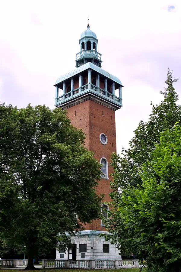 002 | 2003 | Loughborough | Queens Park | © carsten riede fotografie