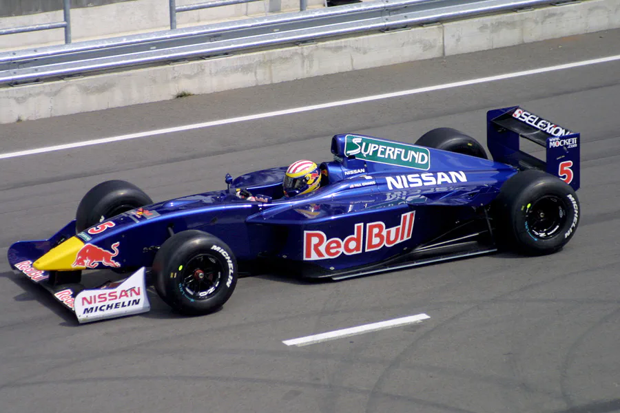 001 | 2003 | Eurospeedway | Formel Nissan | © carsten riede fotografie