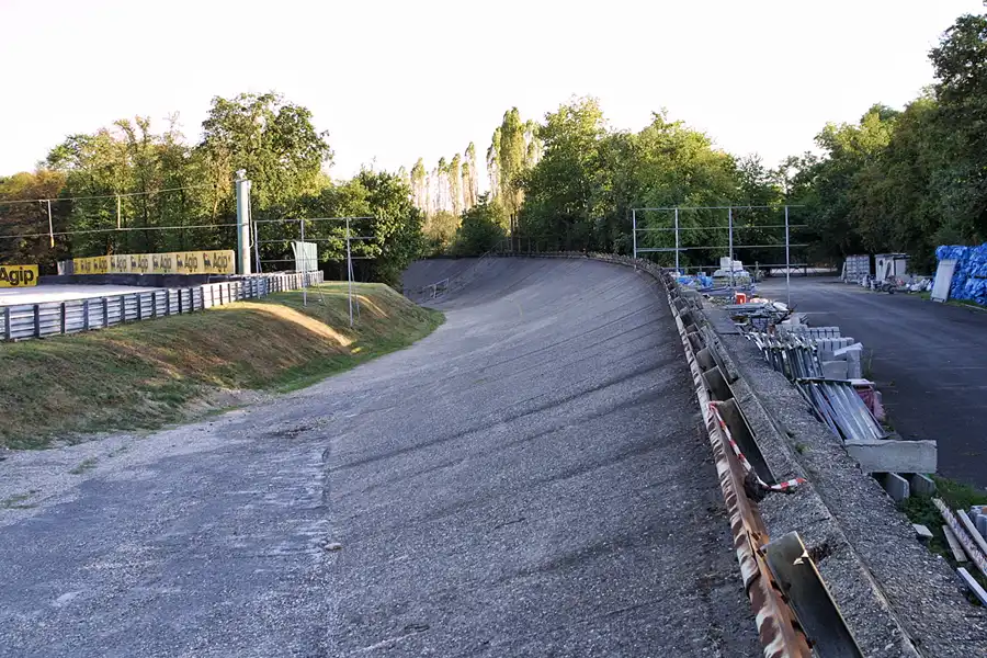 036 | 2003 | Monza | Curva Sud Alta Velocita | © carsten riede fotografie