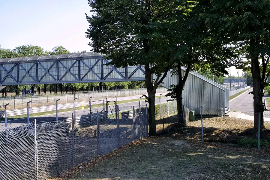 041 | 2003 | Monza | Rettifilo Centro | © carsten riede fotografie