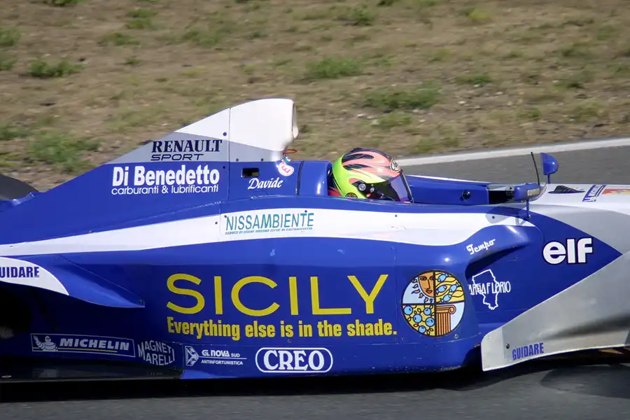 039 | 2003 | Motopark Oschersleben | Formula Renault V6 | Davide Benedetto | © carsten riede fotografie