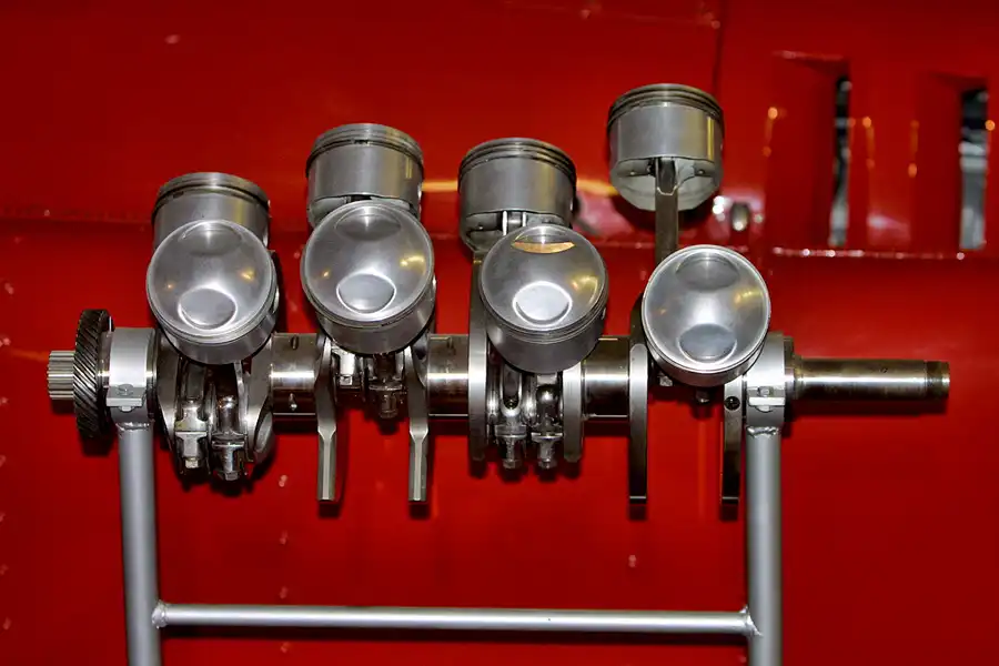 115 | 2004 | Donington | Grand Prix Collection | Lancia D50 Motorteile (1954-1955) | © carsten riede fotografie