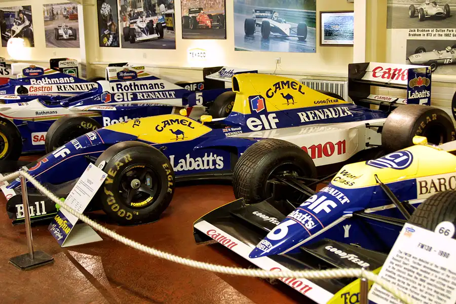 220 | 2004 | Donington | Grand Prix Collection | Williams-Renault FW14B (1992) | © carsten riede fotografie