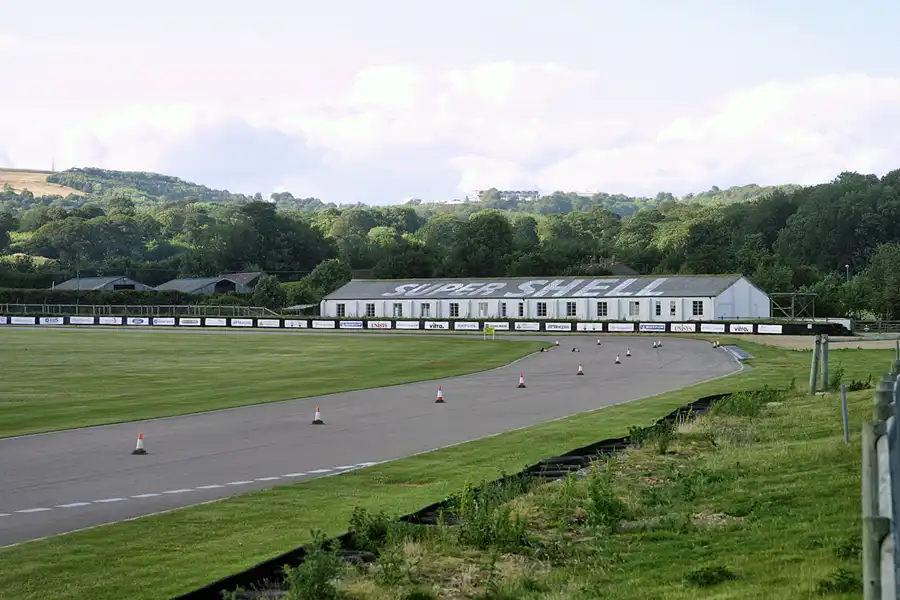 012 | 2004 | Goodwood | Motor Circuit | © carsten riede fotografie