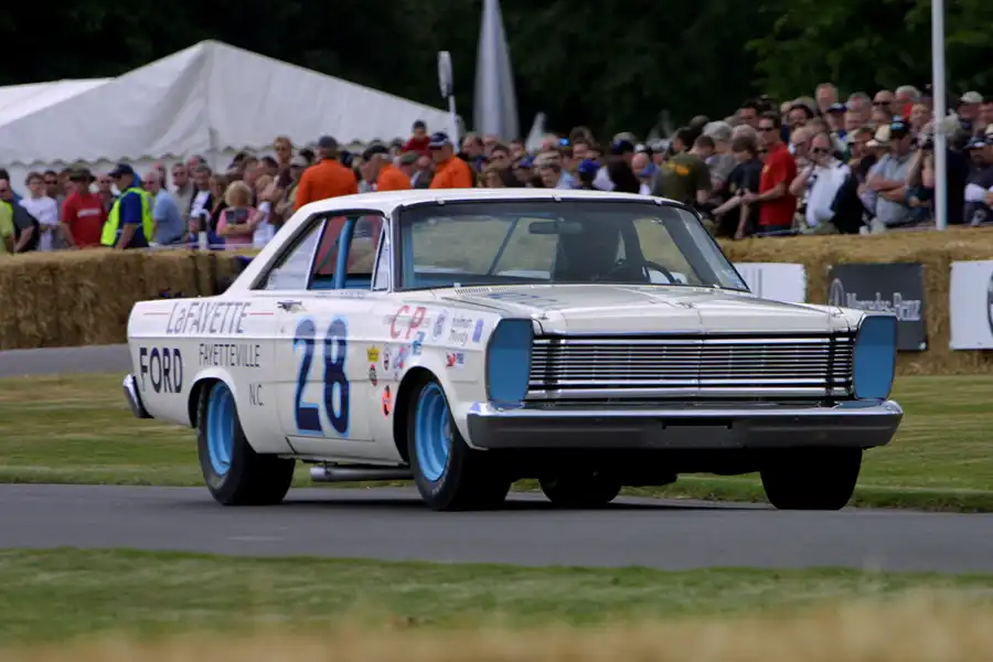 227 | 2004 | Goodwood | Festival Of Speed | © carsten riede fotografie