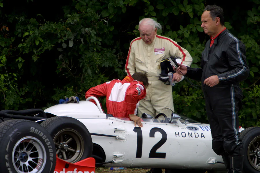 044 | 2004 | Goodwood | Festival Of Speed | Luca Badoer + John Surtees | © carsten riede fotografie