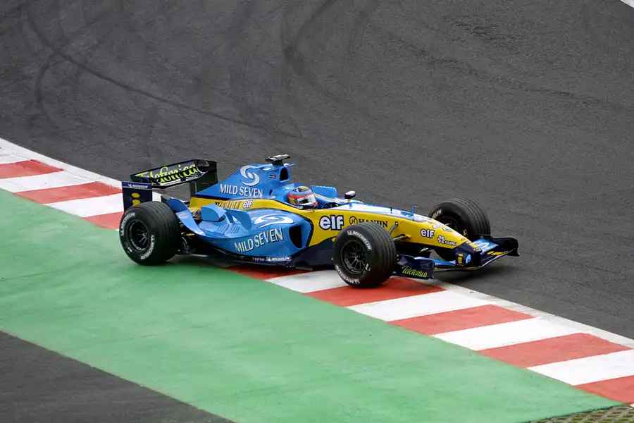 109 | 2004 | Spa-Francorchamps | Renault R24 | Fernando Alonso | © carsten riede fotografie