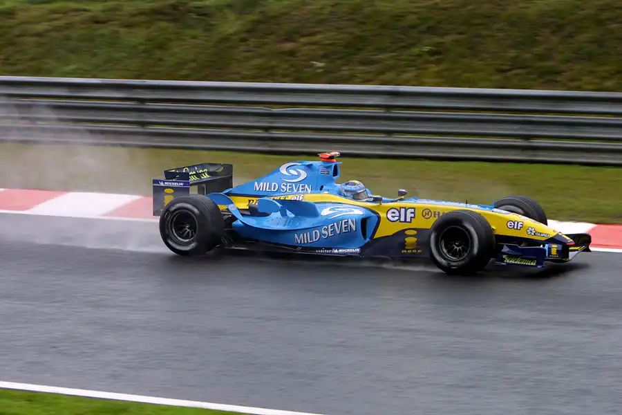 114 | 2004 | Spa-Francorchamps | Renault R24 | Jarno Trulli | © carsten riede fotografie