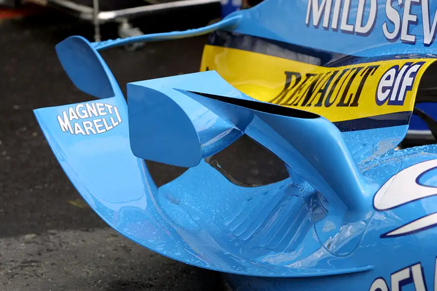 120 | 2004 | Spa-Francorchamps | Renault R24 | © carsten riede fotografie