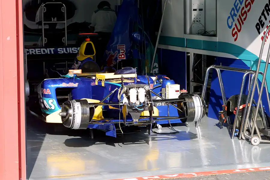 137 | 2004 | Spa-Francorchamps | Sauber-Petronas C23 | © carsten riede fotografie