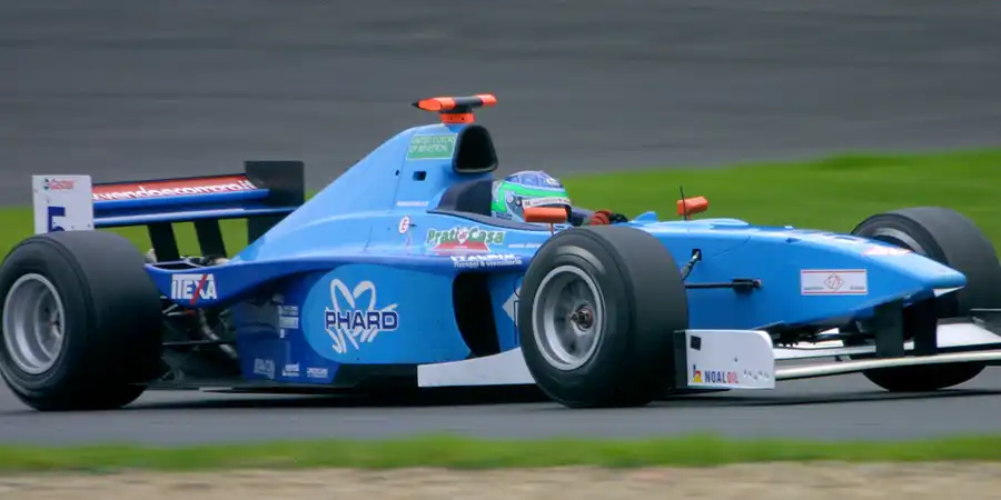 013 | 2004 | Spa-Francorchamps | Lola-Zytek B2/50 | Matteo Meneghello | © carsten riede fotografie