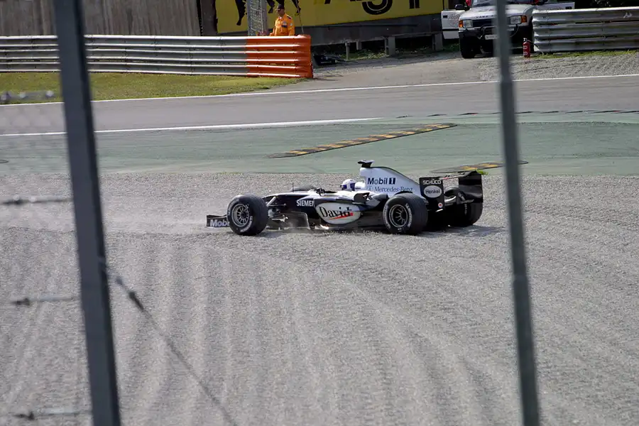 054 | 2004 | Monza | McLaren-Mercedes Benz MP4-19B | David Coulthard | © carsten riede fotografie