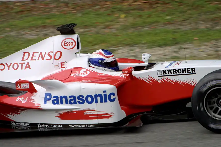 096 | 2004 | Monza | Toyota TF104B | Olivier Panis | © carsten riede fotografie