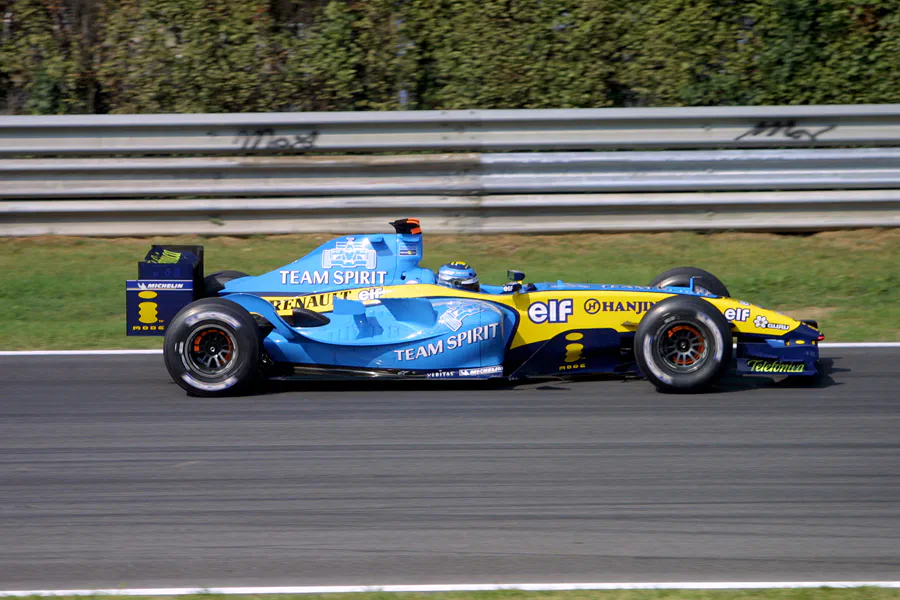 080 | 2004 | Monza | Renault R24 | Jarno Trulli | © carsten riede fotografie
