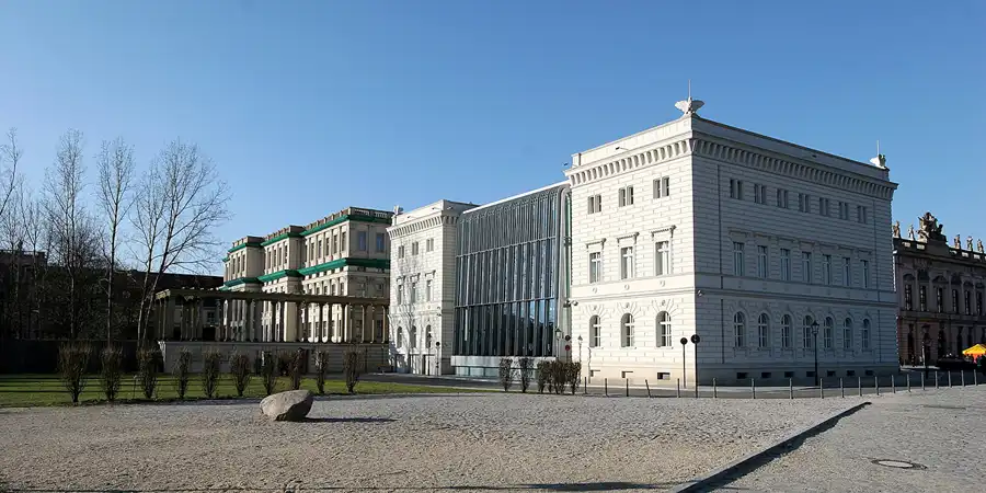 020 | 2005 | Berlin | Bertelsmann Haus | © carsten riede fotografie