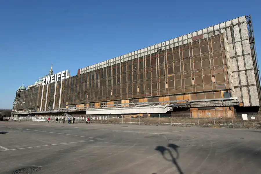 025 | 2005 | Berlin | Palast der Republik | © carsten riede fotografie