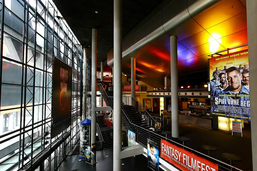 080 | 2005 | Berlin | CinemaxX Potsdamer Platz | © carsten riede fotografie