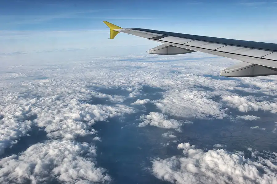 094 | 2005 | Flug Köln – Berlin | © carsten riede fotografie