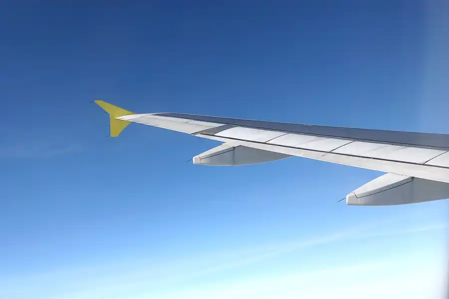 096 | 2005 | Flug Köln – Berlin | © carsten riede fotografie