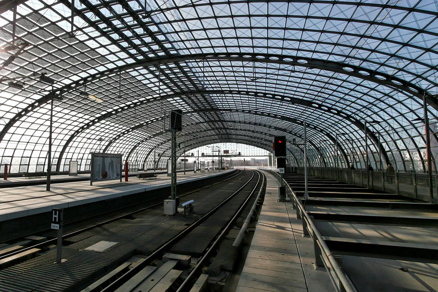 009 | 2005 | Berlin | Hauptbahnhof | © carsten riede fotografie