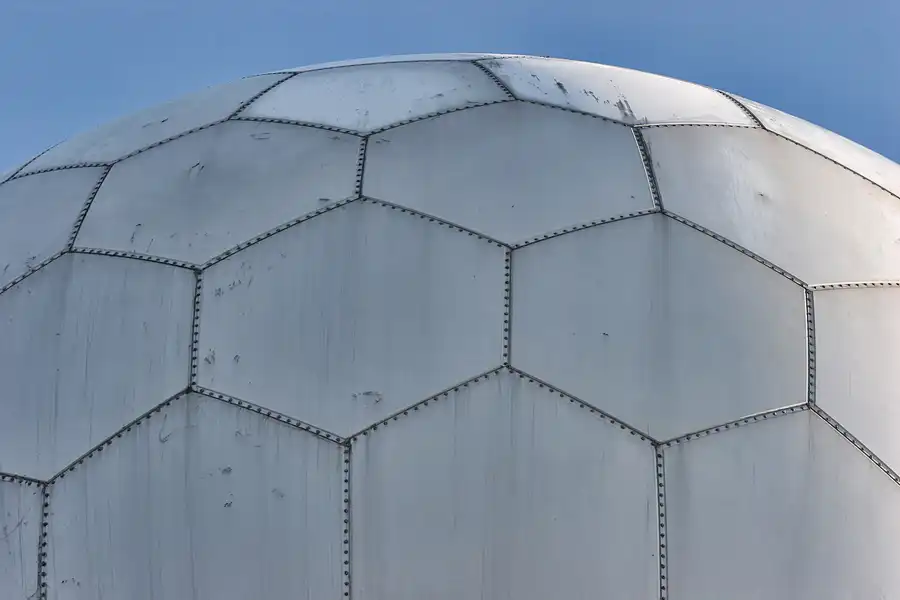 025 | 2005 | Berlin | Field Station Teufelsberg | © carsten riede fotografie