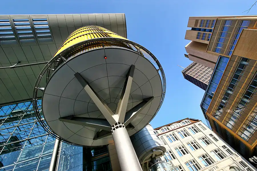 018 | 2005 | Berlin | Potsdamer Platz | © carsten riede fotografie