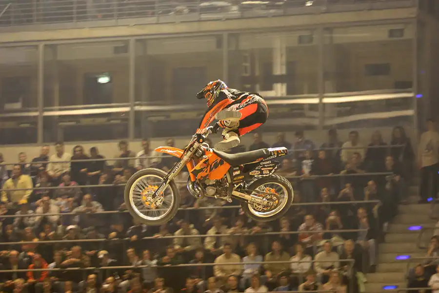 031 | 2005 | Berlin | Night Of The Jumps | © carsten riede fotografie