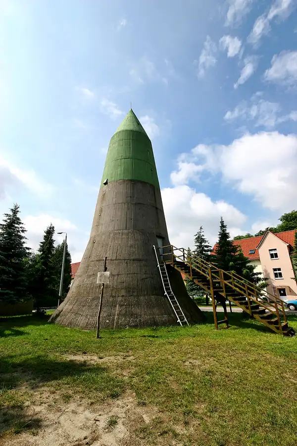003 | 2005 | Wünsdorf-Waldstadt | Hochbunker | © carsten riede fotografie
