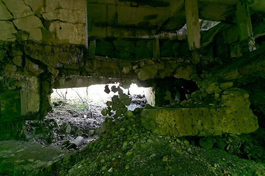 030 | 2005 | Wünsdorf-Waldstadt | Bunkeranlage Maybach I | © carsten riede fotografie