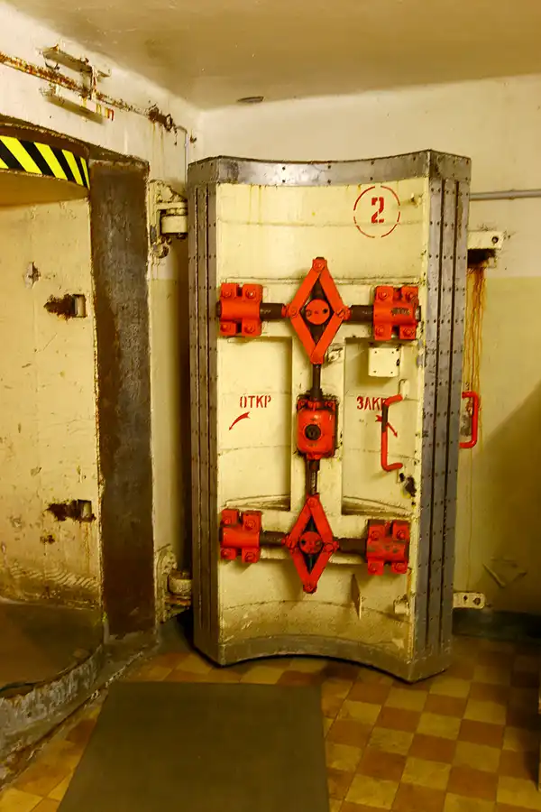 045 | 2005 | Wünsdorf-Waldstadt | Fernmeldebunker Zeppelin (Amt 500) | © carsten riede fotografie