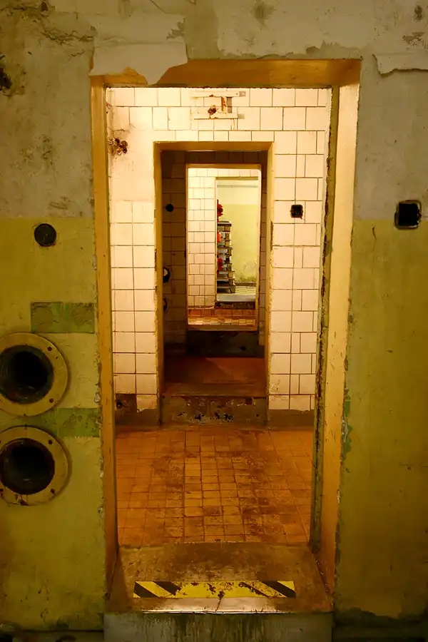 046 | 2005 | Wünsdorf-Waldstadt | Fernmeldebunker Zeppelin (Amt 500) | © carsten riede fotografie