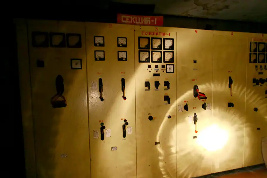 050 | 2005 | Wünsdorf-Waldstadt | Fernmeldebunker Zeppelin (Amt 500) | © carsten riede fotografie