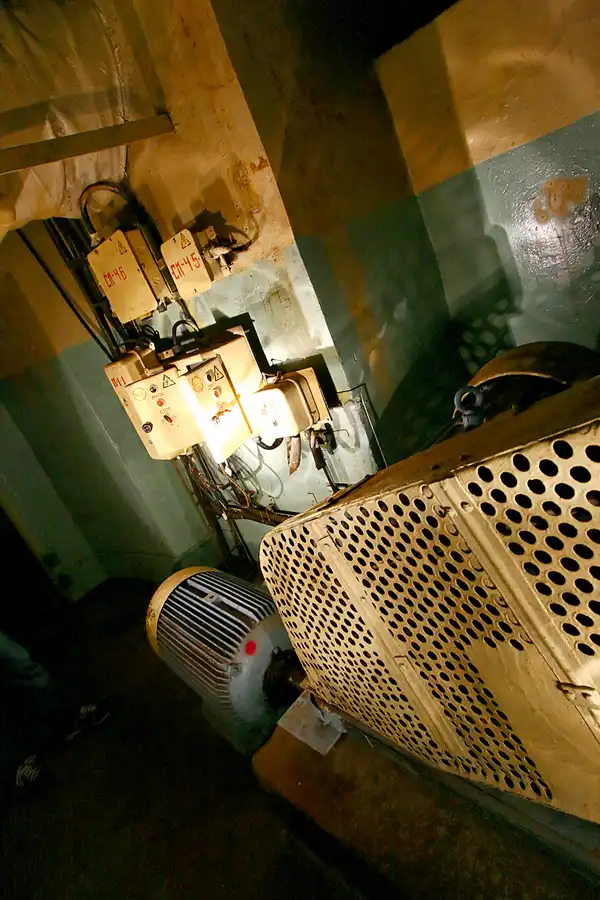 052 | 2005 | Wünsdorf-Waldstadt | Fernmeldebunker Zeppelin (Amt 500) | © carsten riede fotografie