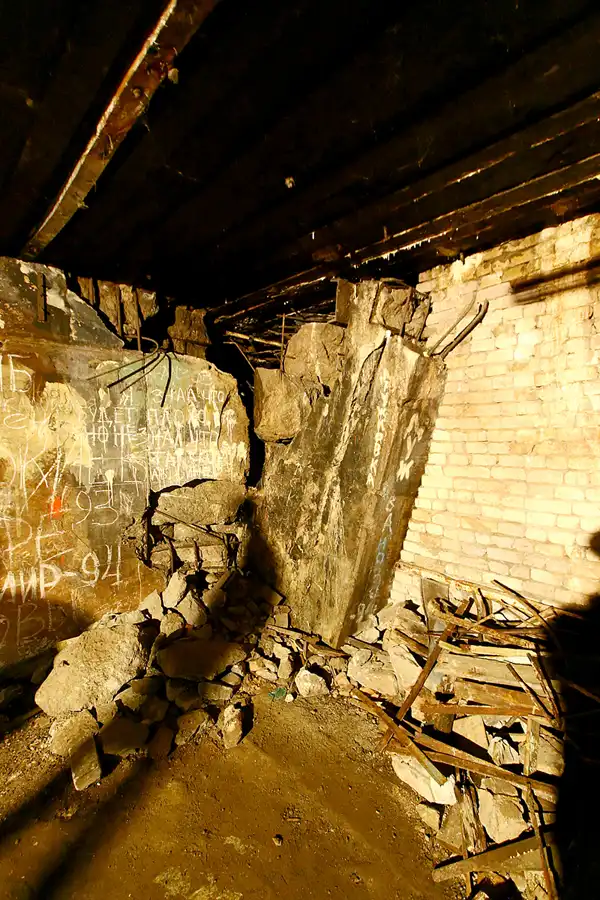 066 | 2005 | Wünsdorf-Waldstadt | Fernmeldebunker Zeppelin (Amt 500) | © carsten riede fotografie