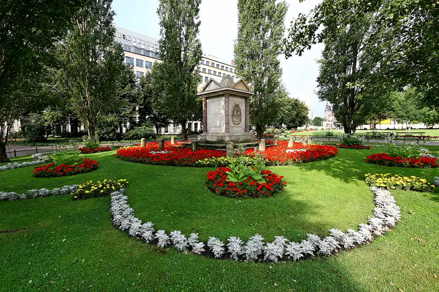 012 | 2005 | Leipzig | © carsten riede fotografie