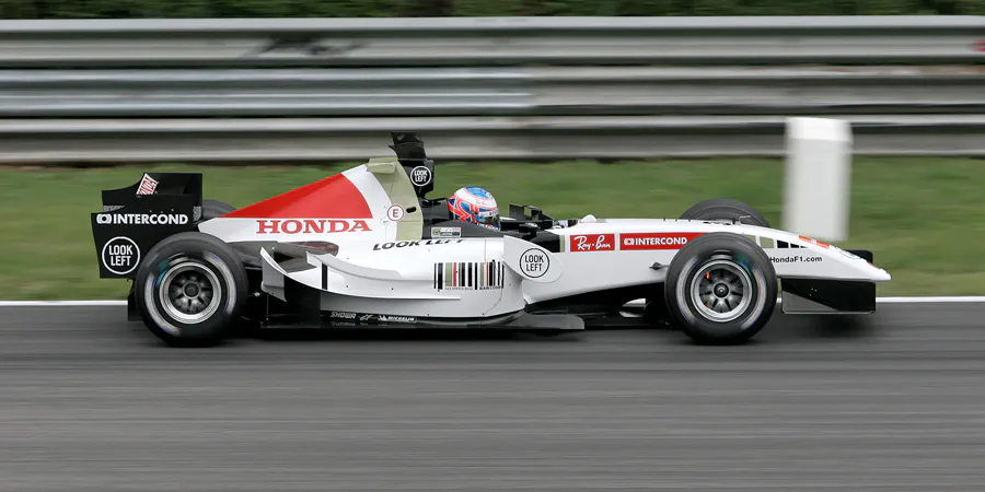 016 | 2005 | Monza | BAR-Honda 007 | Jenson Button | © carsten riede fotografie