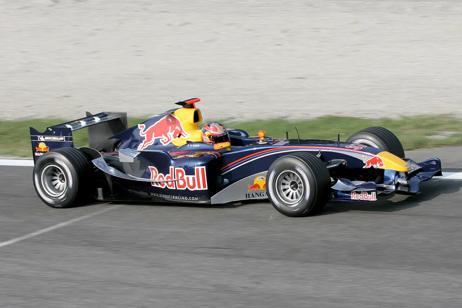 141 | 2005 | Monza | Red Bull-Cosworth RB1 | Vitantonio Liuzzi | © carsten riede fotografie