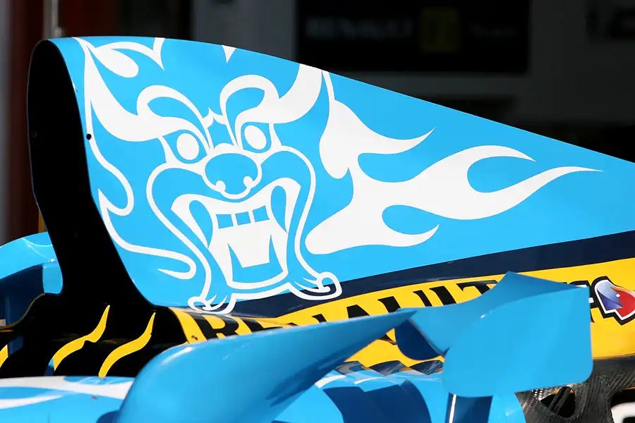 142 | 2005 | Spa-Francorchamps | Renault R25 | © carsten riede fotografie