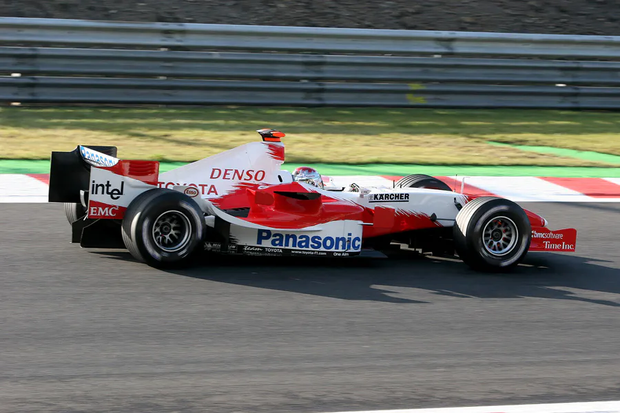 168 | 2005 | Spa-Francorchamps | Toyota TF105 | Jarno Trulli | © carsten riede fotografie