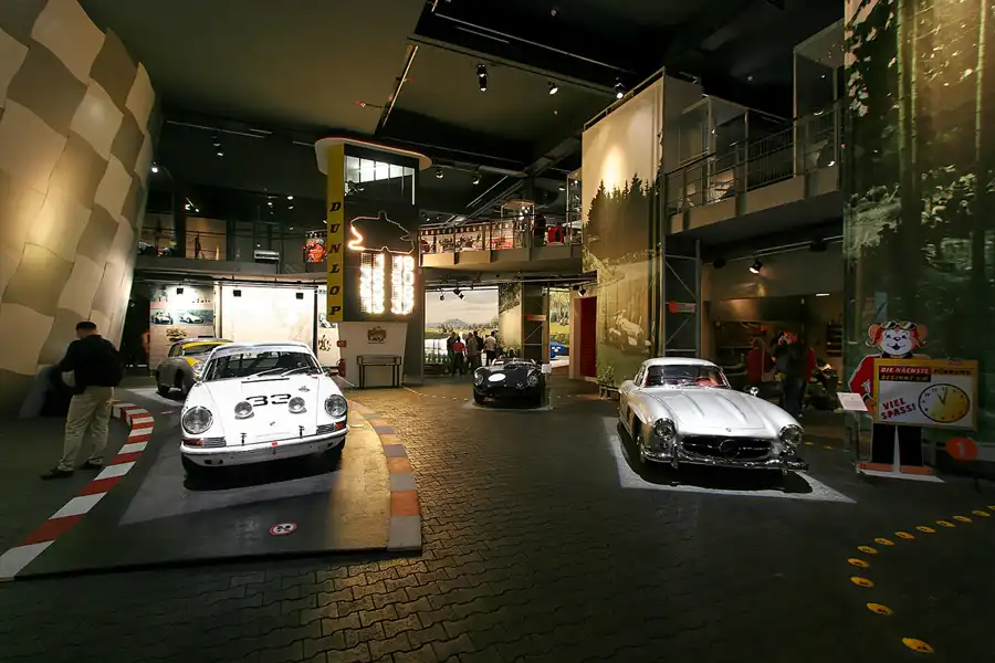 003 | 2005 | Nürburgring | Erlebniswelt | © carsten riede fotografie