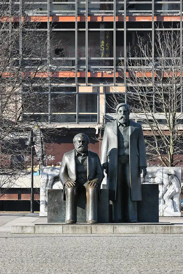 004 | 2006 | Berlin | Marx-Engels-Forum | © carsten riede fotografie