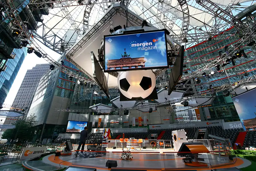 107 | 2006 | Berlin | Potsdamer Platz | © carsten riede fotografie